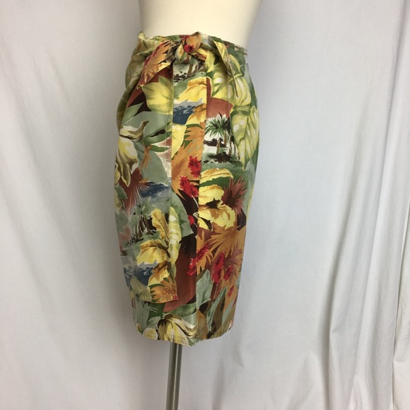 Vintage Stephanie by Suzelle Sarong and Top - Picture 10 of 15